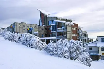 Alto 203, propriété de 2 chambres Ski in Ski Out au cœur du village de Mt Buller