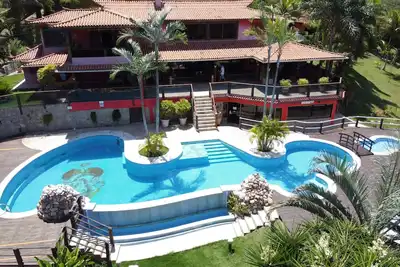 Image de Maison spectaculaire avec piscine et espace de loisirs Ă 20 km d Arraial Ajuda.