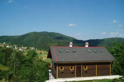 Image de Charmant bijou au coeur des Rhodopes, design d'intérieur unique, vue à 360 °.