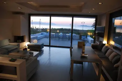 Image de Villa en front de mer à Loutraki Korinthias