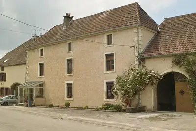 Image de Le Mouton Qui Rit gîte \/ piscine chauffée solaire