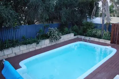 Image de Lemon Tree Cottage - belle maison de vacances avec piscine près de Hillary's, Perth