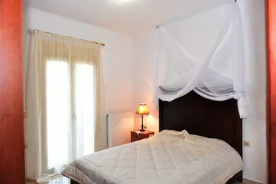 Image de \"appartement irini\", entre Rethymno et Chania,