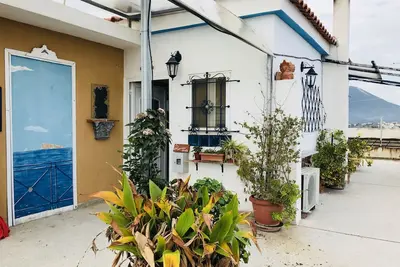 Image de Art Studio avec vue imprenable sur Chalkis