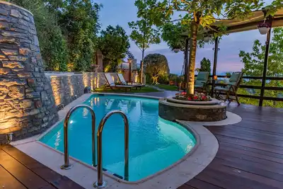 Image de Résidence Aenaon - Piscine privée, vue panoramique, élégance délicate [5 personnes]