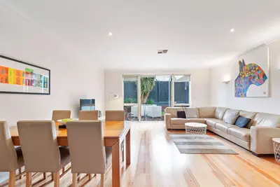 Image de Maison de ville élégante et spacieuse à Brighton - à proximité de la gare et des commerces