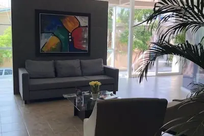 Image de Suite privée Riviera Towers 134