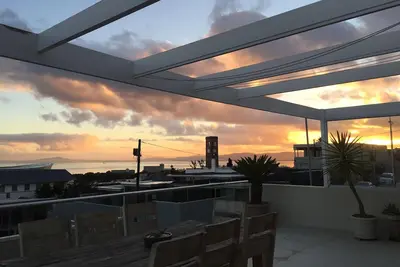 Image de Ocean View Villa: Cape Town - Vues panoramiques sur la mer, piscine étincelante, emplacement idéal