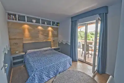 Image de Dantin Blu - Terrasse vue mer