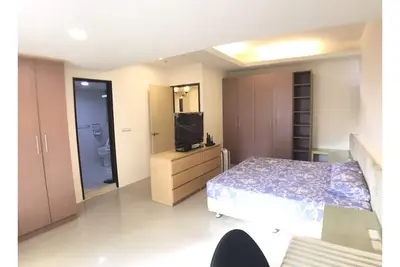 Image de 3 Br 2 bains apt immense balcon près de Min Quan W. Rd