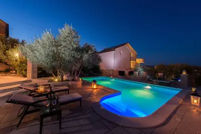 Image de Villa Kos - A-2, Appartement pour 2-4, avec piscine (4 + 0)