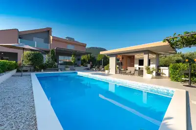Villa Toni avec piscine