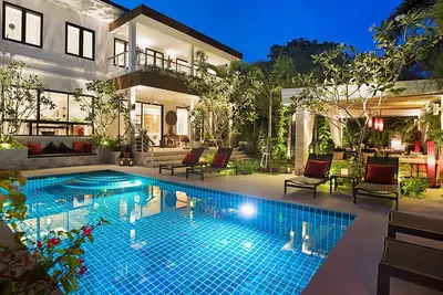 Image de Villa de luxe de 4 chambres avec piscine à quelques pas de la plage