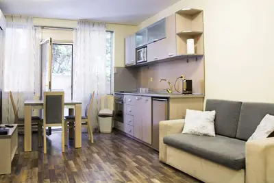 Image de Souterrain Studio avec Balcon