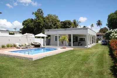 Image de Ilha de Itaparica / Bahia Berlinque - Maison 5 chambres Ă coucher, w / air. Deux suites Piscine