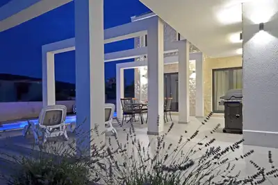 Image de Villa Vi - Belle maison neuve luxueuse dans une destination touristique