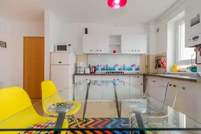 Image de Energic Apartment w \/ 2 Br Near Coresi Mall - 5 Min à pied