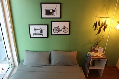 Image de Vue mer / rue / montagne et appartement moderne de 3 chambres dans la zone touristique principale