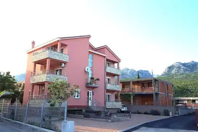 Image de Appartement2 + 1 nouveau, entièrement équipée. 30 mètres de la mer! 1km de Np Paklenica