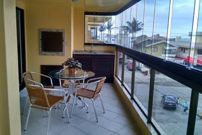 Image de Grand appartement à Bombas - situé sur la promenade avec vue sur la mer