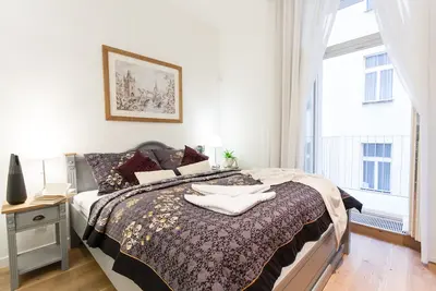 Image de Appartement 5 chambres, 5 salles de bain Glamour Excellent E situé dans le centre-ville