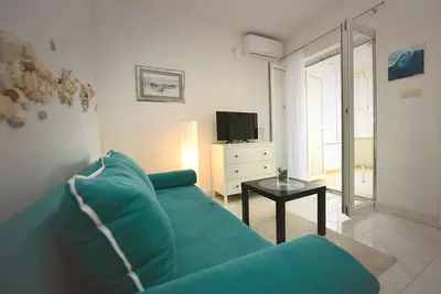Image de Appartement bleu sur la plage-Appartements Gogs