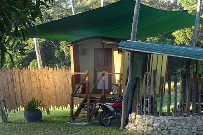 Image de Gypsy Wagon Glamping Port Douglas Hinterland