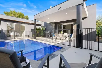 Image de Super Scott! - Maison contemporaine superbement aménagée