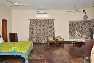 Image de Chambre spacieuse dans un quartier agréable