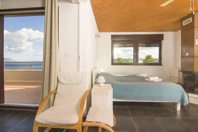Image de Appartement Botta rez-de-chaussée avec piscine