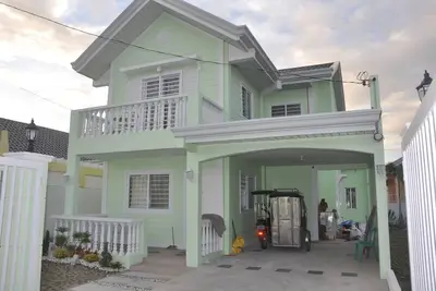 Image de Maison familiale de 3 chambres, piscine et gymnase, subdivision sécurisée