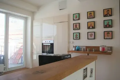 Image de Indépendant moderne Proche Menton avec vue magnifique