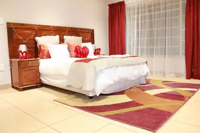 Image de Cinematic Guest House où votre séjour vous fait sentir comme une Star!