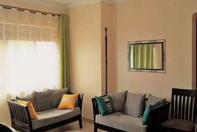 Image de Maribel Homes-Spacieuse maison ensoleillée \/ fraîche loin de la maison à Kampala