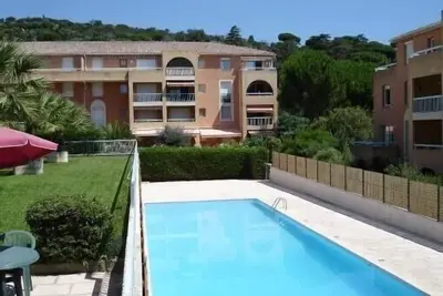 Image de Appartement 4 Personnes Dans Résidence Sécurisée Piscine Garage Cavalaire/Mer