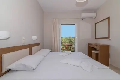 Image de 'Allegro Studio' à Keri Beach - st7