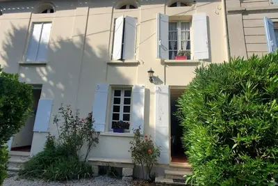 Image de Maison Girondine De Caractere En Bordure De Riviere (Dordogne) Gite 2 Etoiles