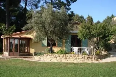 Image de Villa nichée entre vignes et forêt  -3 ***- Climatisation