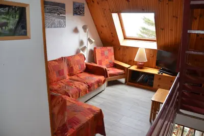 Image de Chalet - Appt 6 pers + Bb - Les Angles 66210 - Au calme en lisière de forêt