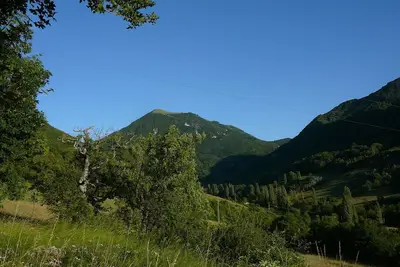 Image de Ancienne bergerie isolée pleine nature \/vue superbe\/ soleil, fraîcheur, silence