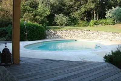 Image de Villa provençale avec piscine aux portes d'Avignon