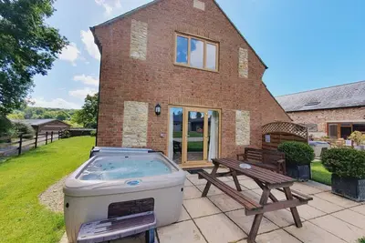 Cottage Plumtree avec bain à remous privé, pour 6 personnes