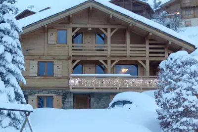 Image de Chalet chatillon 5 * gîte de charme Haute Savoie pieds des pistes avec jacuzzi