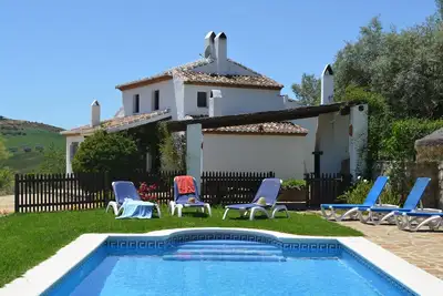 Image de Rural House 8 person Rodeada Of Nature And Tranquility 4 Bedrooms And 4 Bathrooms