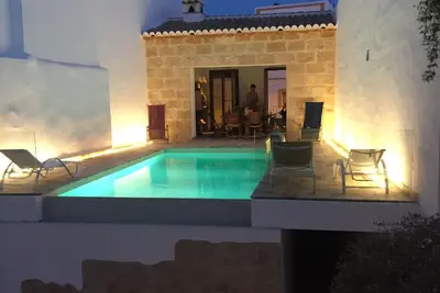 Image de 15th Century merchant’s house with pool & garage in the heart of Xabia Old Town