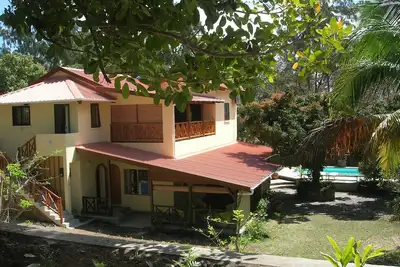 Image de Pointe d'Esny, Charmante location creole dans un jardin tropicale pres de la mer