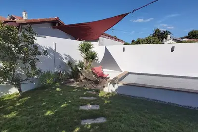 Image de Maison de charme avec jardin dans Biarritz près de la Côte des basques