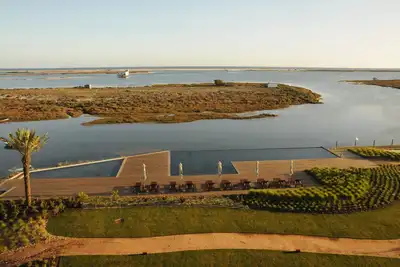 Image de Appartement 1 chambre dans l'Algarve avec vue sur la ria et la mer avec jardin et piscine