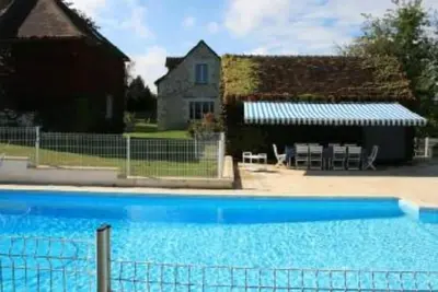 Image de Grande propriété tourangelle avec piscine au coeur des châteaux de la Loire