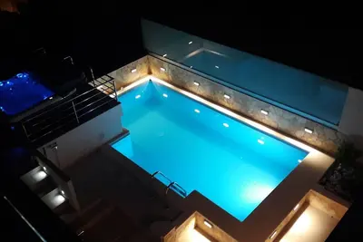 Image de Villa Tanja est une Maison Attractive sur la plage, avec piscine, jusqu'à 12 invités